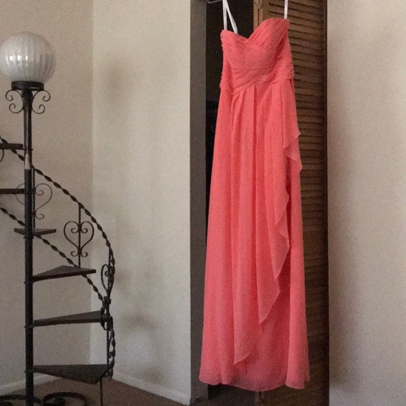 Strapless crinkle chiffon dress with cascade skirt - Picture 2 of 2